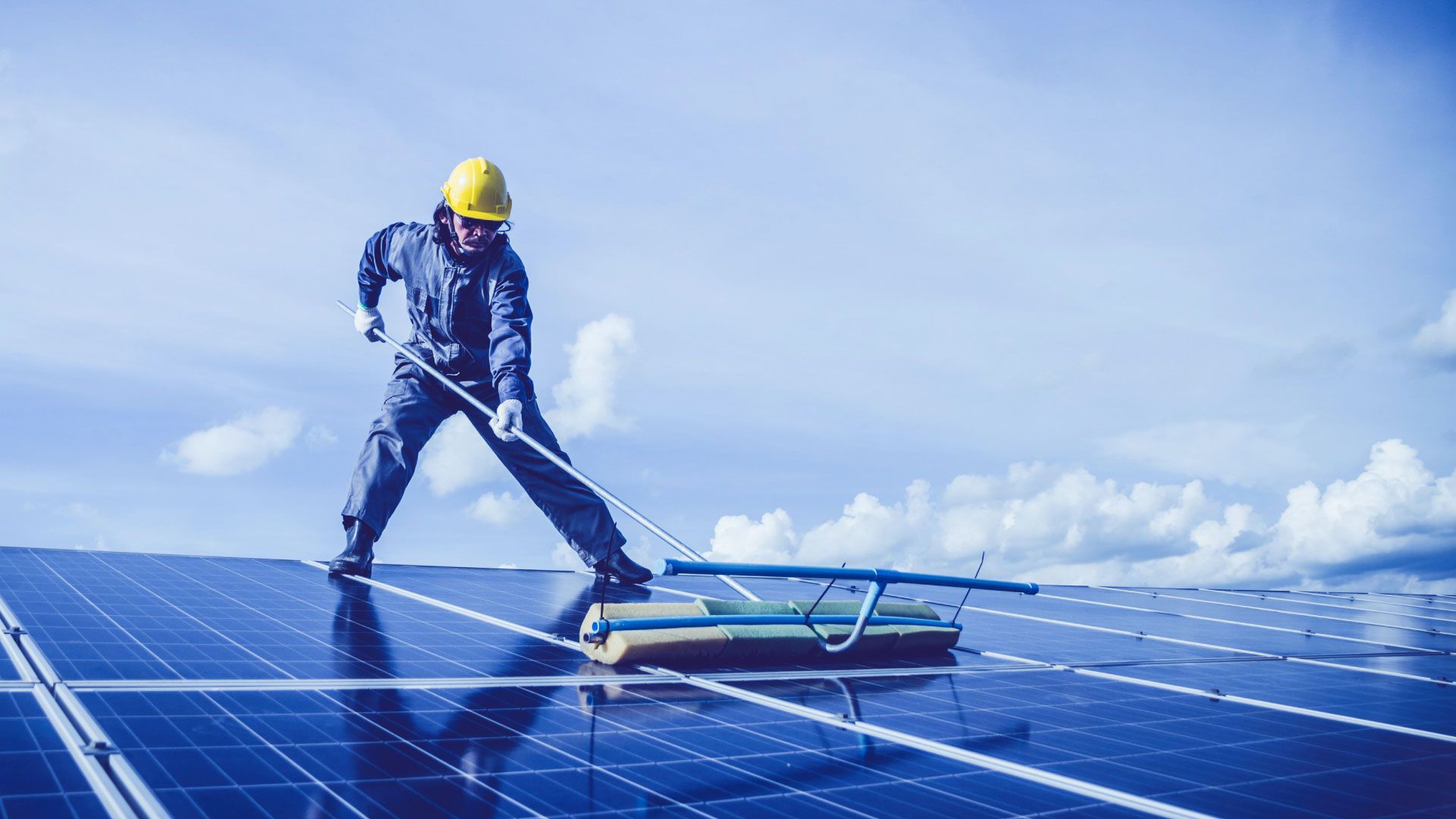 Main-Rein Reinigungsfirma Würzburg Solarreinigung